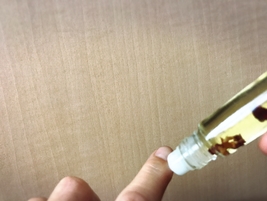 指先のささくれにもいいネイルオイルもアロマで手作り。
