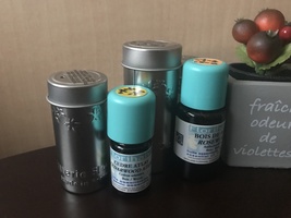 精油の保存缶、便利に使えます！